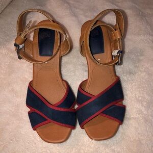 PREOWNED GIOSEPPO SZ 38/7u.s wooden blue and red ankle strap heels